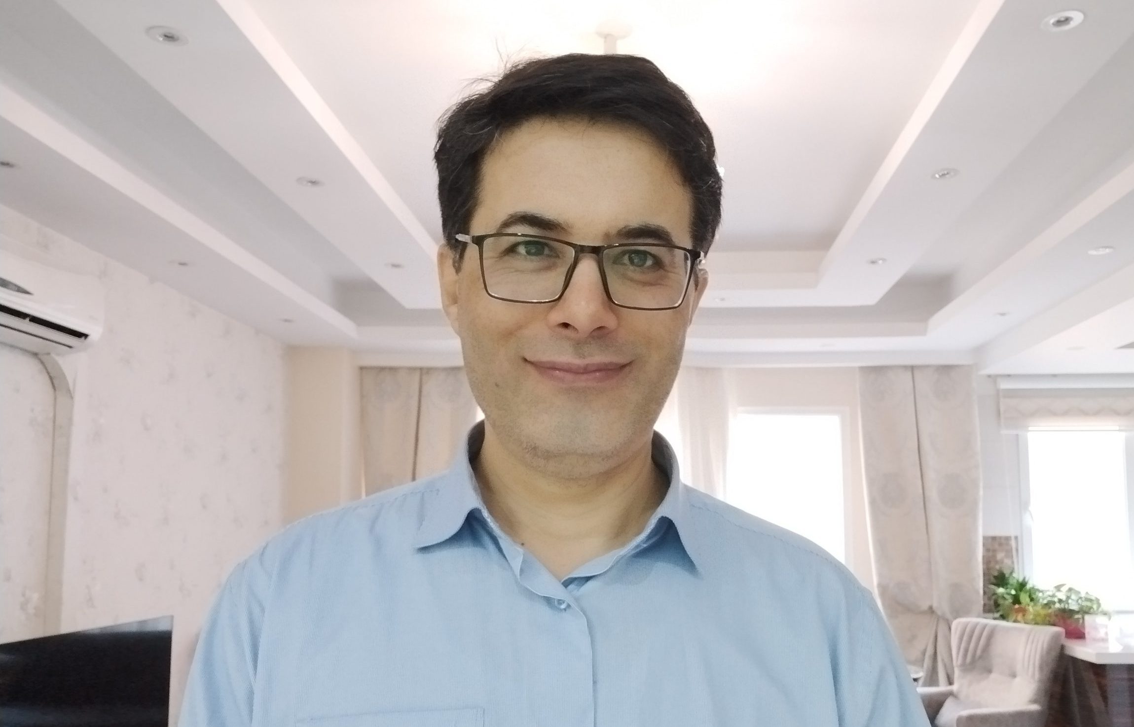 دکتر قاسم بیات . مدرس و مشاور کسب‌وکار- مدرس و مشاور خلاقیت و نوآوری سازمانی